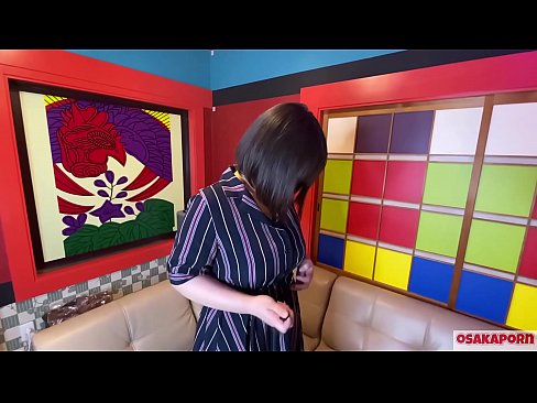 ❤️ Puttana giapponese con grandi tette si masturba con sex toys e ha un orgasmo. Parla in un'intervista della sua esperienza di scopata. Tette enormi e figa pelosa che geme forte. Osakaporn ️❌ Porno al it.pornofilmtv.ru ❤️