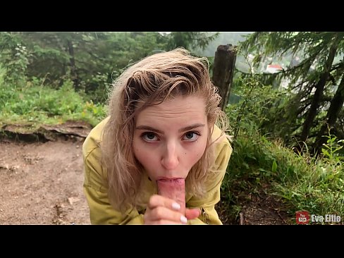 ❤️ Ragazza ingoia lo sperma dopo un pompino in pubblico - Eva Elfi ️❌ Porno al it.pornofilmtv.ru ❤️