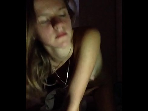❤️ Una ragazza si masturba e sborra ️❌ Porno al it.pornofilmtv.ru ❤️