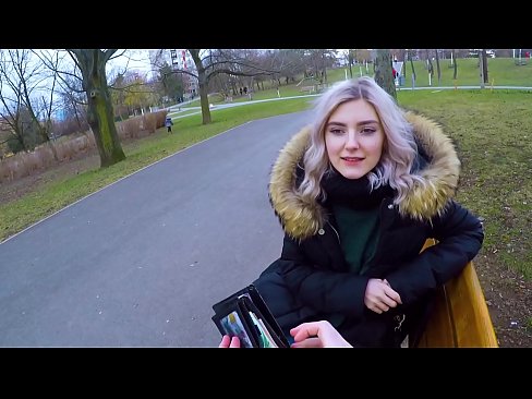 ❤️ Ingoia la sborra calda di uno sconosciuto per soldi - pompino nel parco di Eva Elfie ️❌ Porno al it.pornofilmtv.ru ❤️